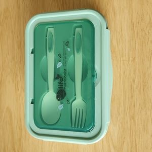 Leak-Proof Lunch Container with Spoon & Fork, Bento Lunch Box with 3 Compartment
